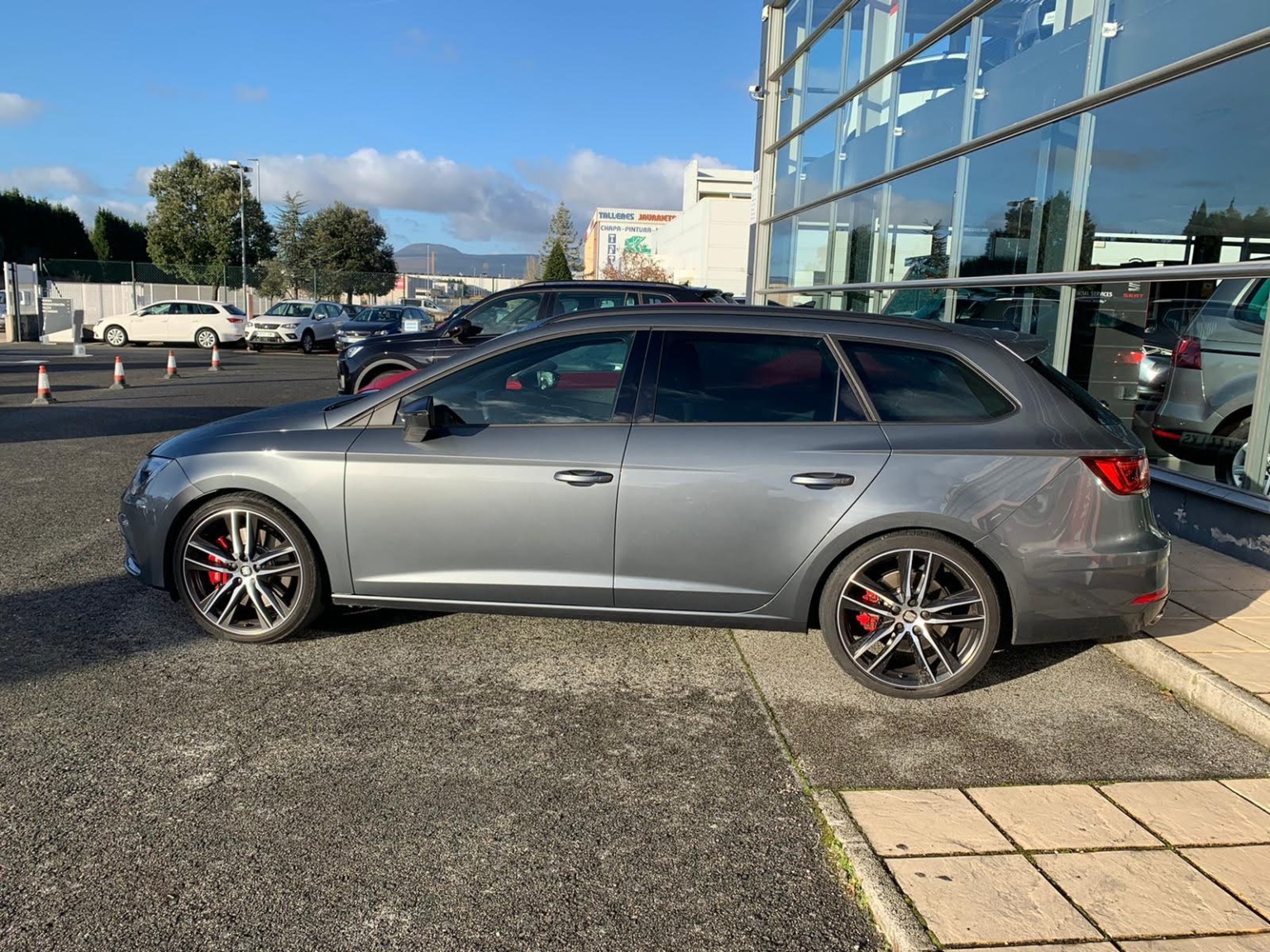 En primera persona comprar un Seat León Cupra de segunda mano