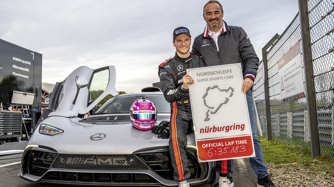 tiempo récord en Nürburgring