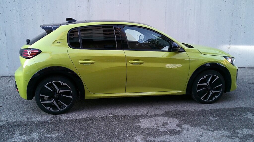 test Peugeot 208 GT