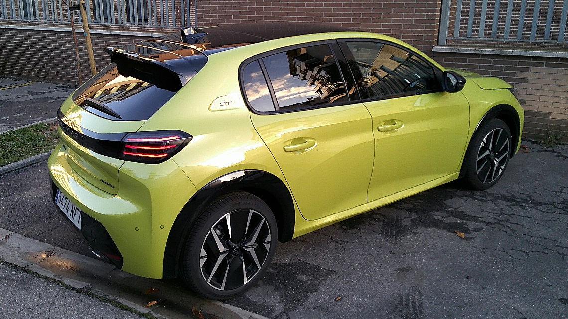 test Peugeot 208 GT