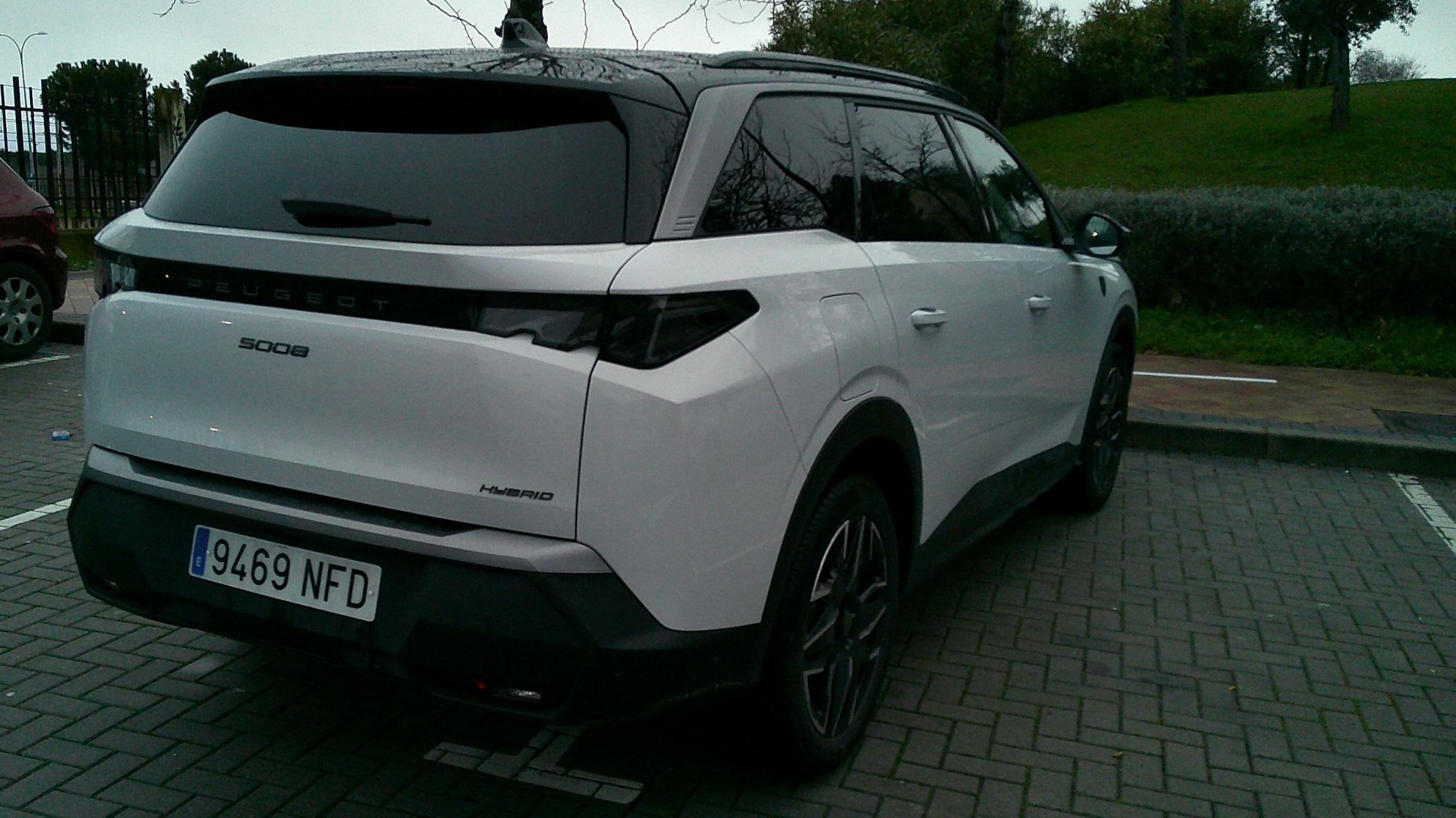 test Peugeot 5009 GT Hybrid